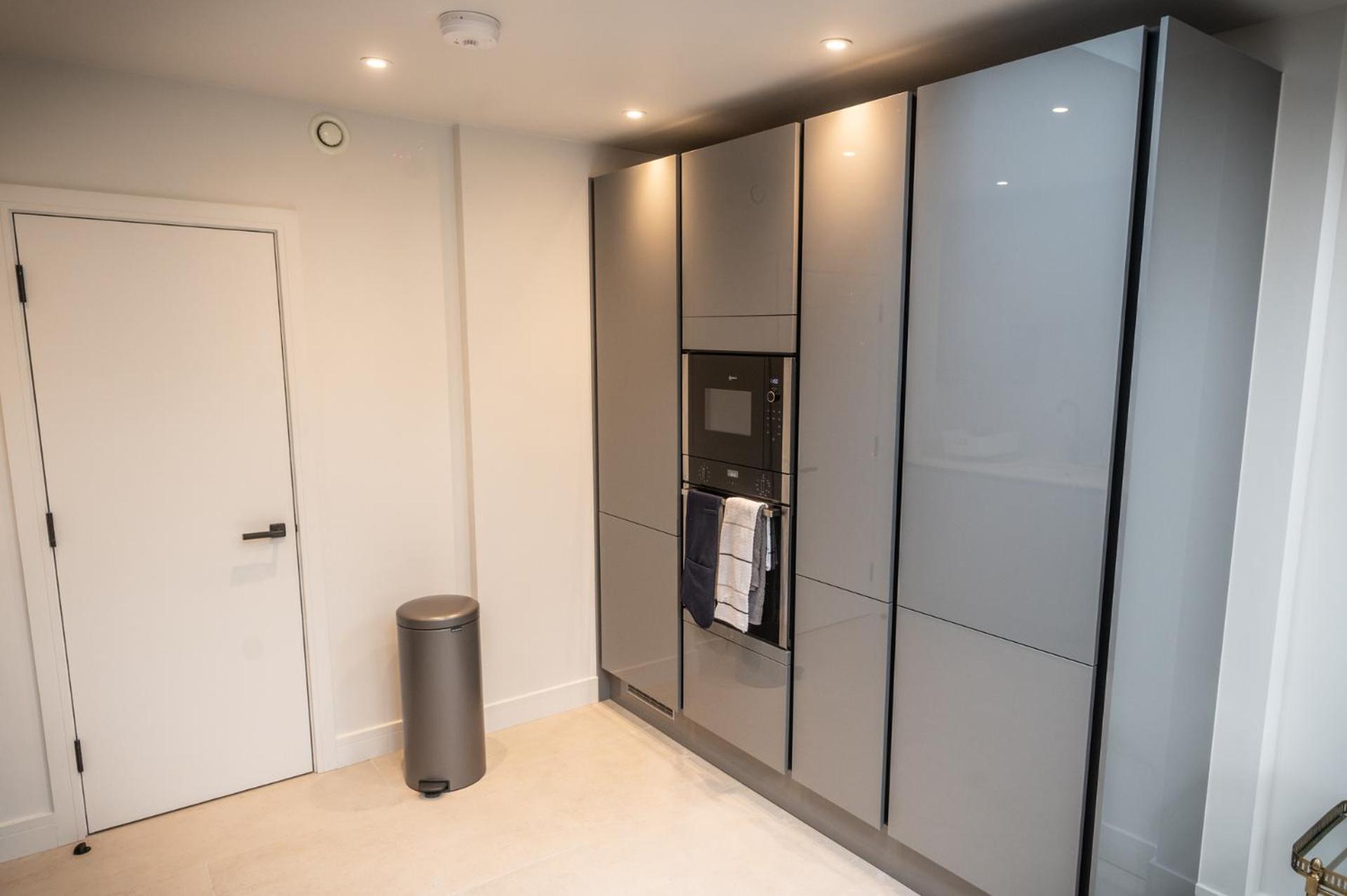 Modern 2 Bed Charlotte Street On 3rd Floor Apartamento *