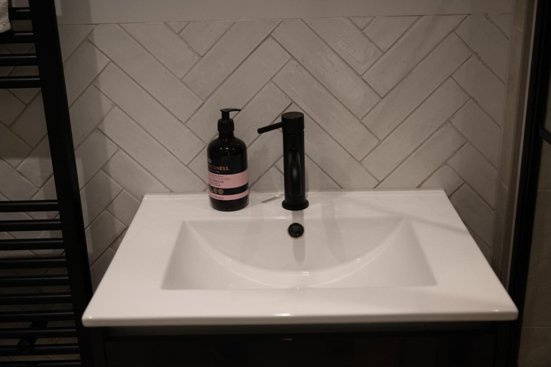 Apartamento Modern 2 Bed Charlotte Street On 3rd Floor Londres