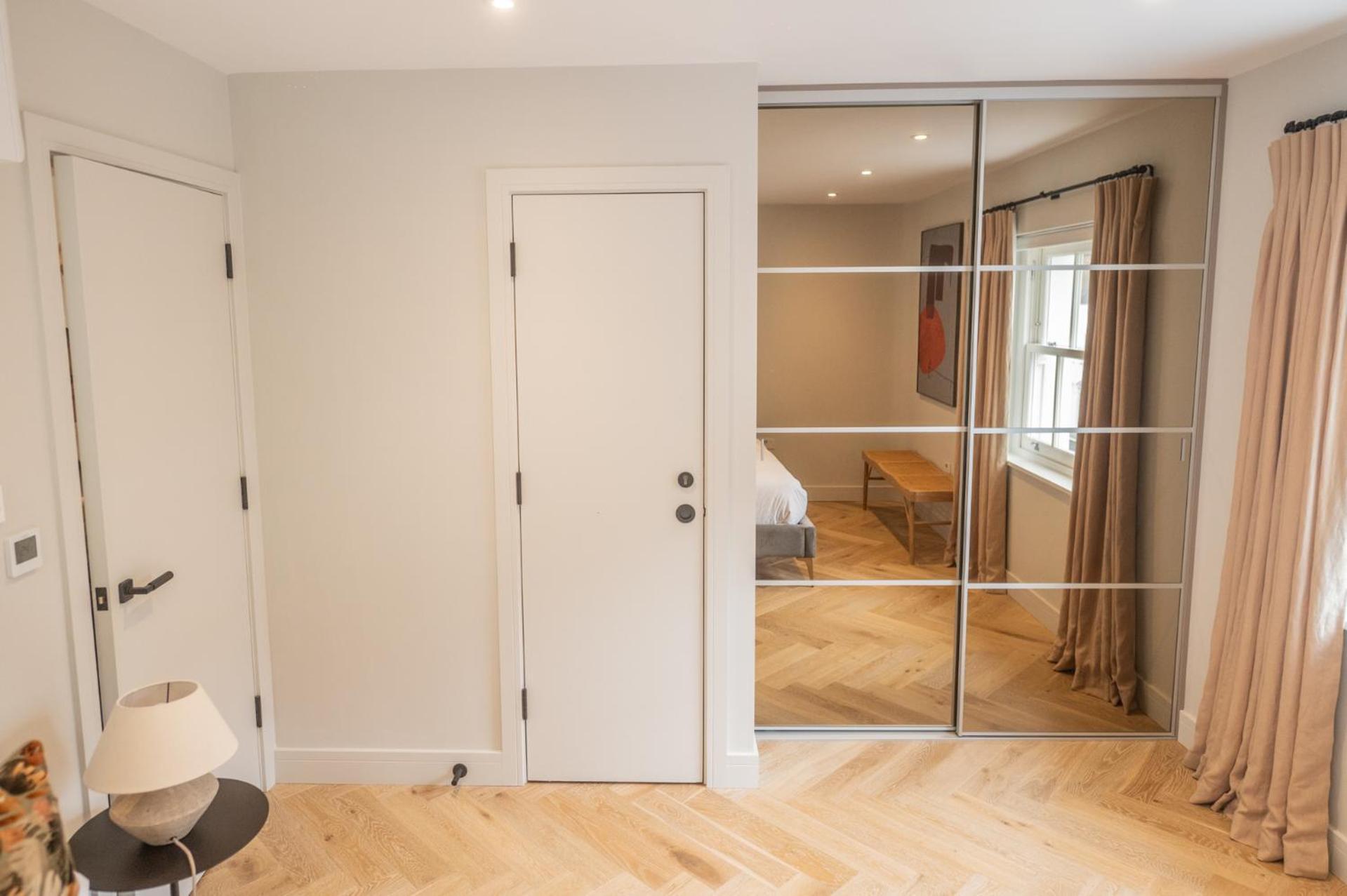 Modern 2 Bed Charlotte Street On 3rd Floor * Londres