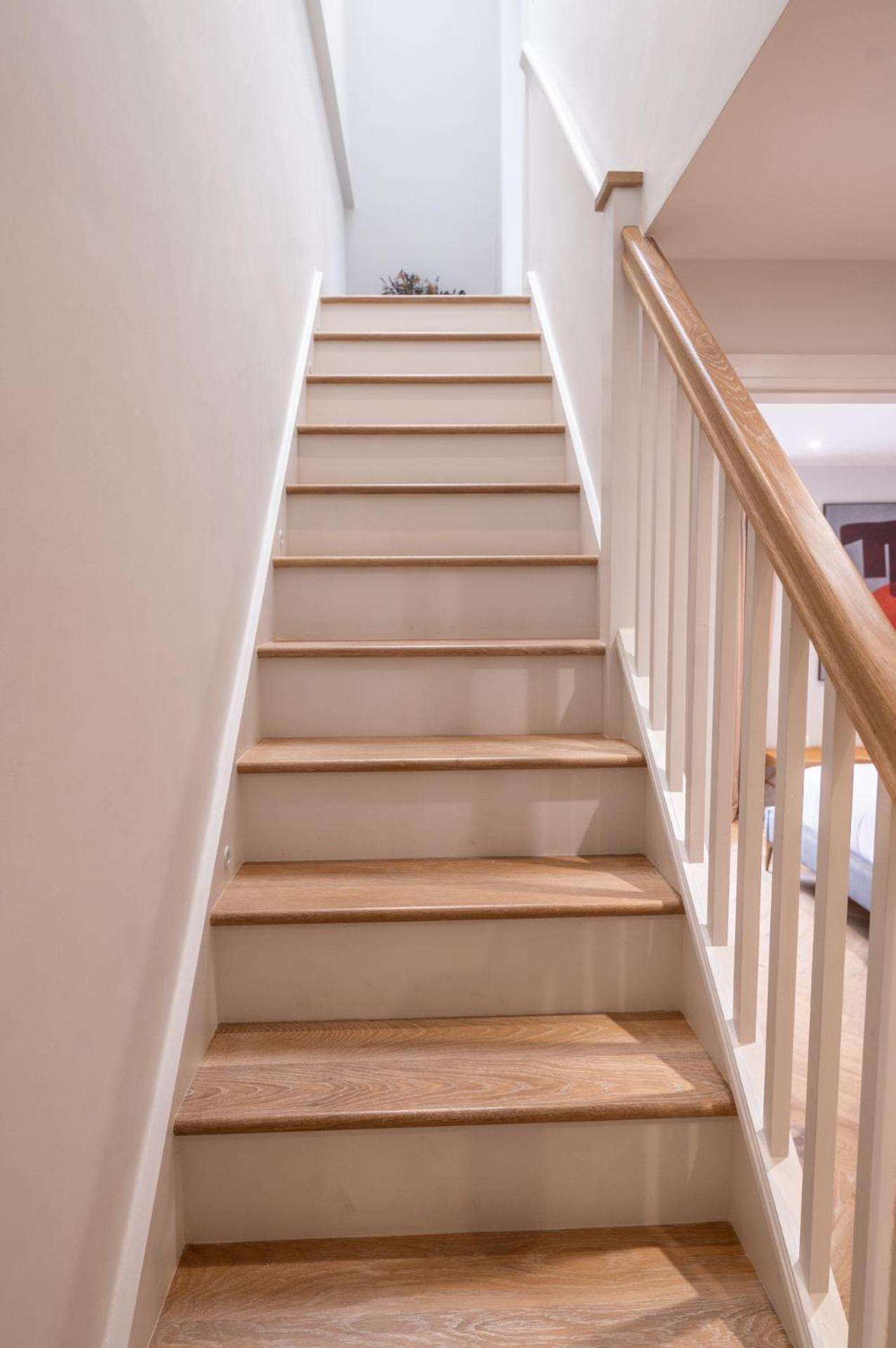 Apartment Modern 2 Bed Charlotte Street On 3rd Floor London