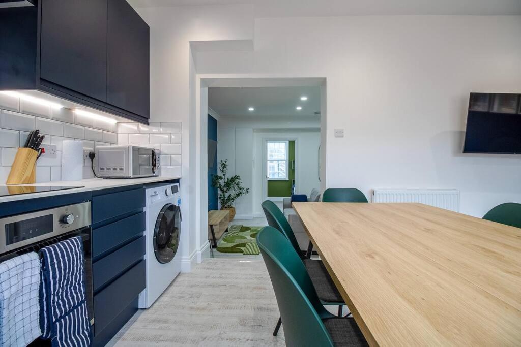 Apartment Spacious 3 Bed 3 Bath Aldgate *