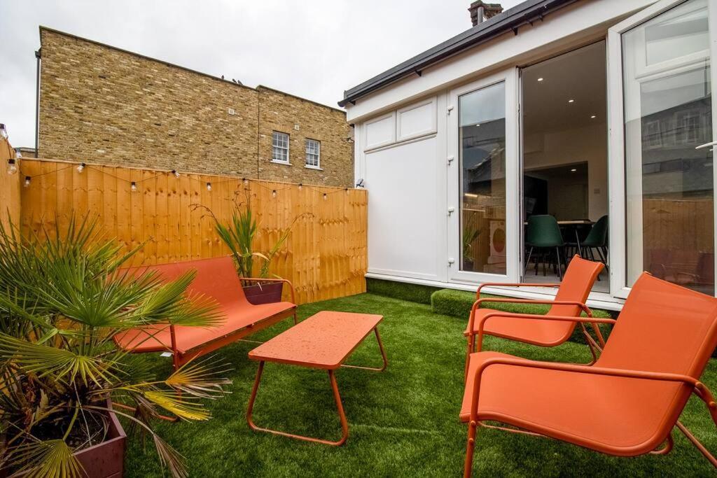 Spacious 3 Bed 3 Bath Aldgate * London
