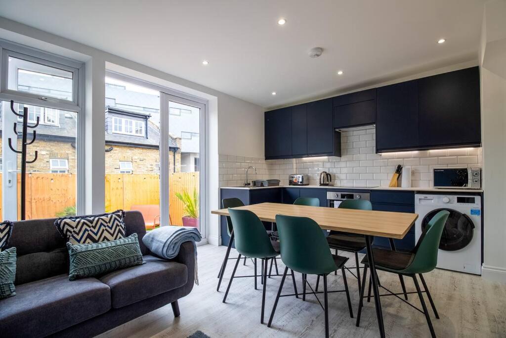 Apartment Spacious 3 Bed 3 Bath Aldgate