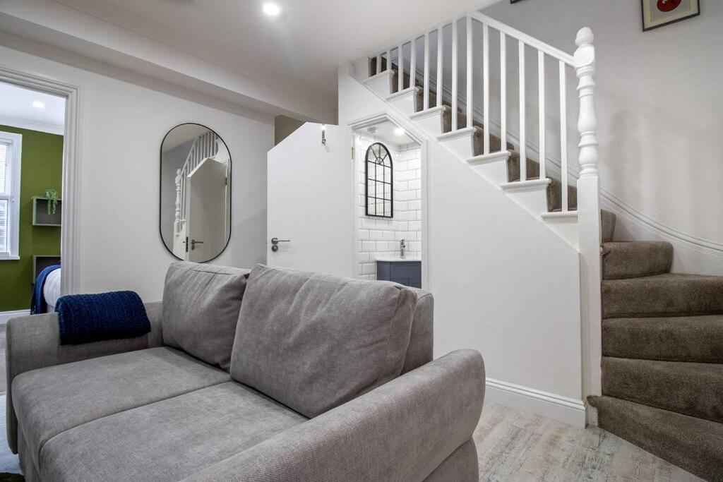 Apartment Spacious 3 Bed 3 Bath Aldgate *