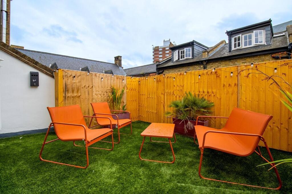 Apartment Spacious 3 Bed 3 Bath Aldgate London