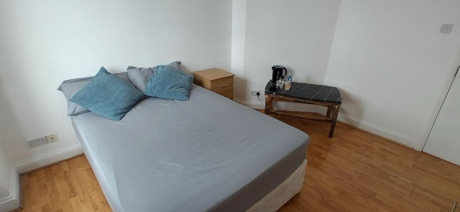 Privatunterkunft Large Double Green Lane Manor House Zone 2