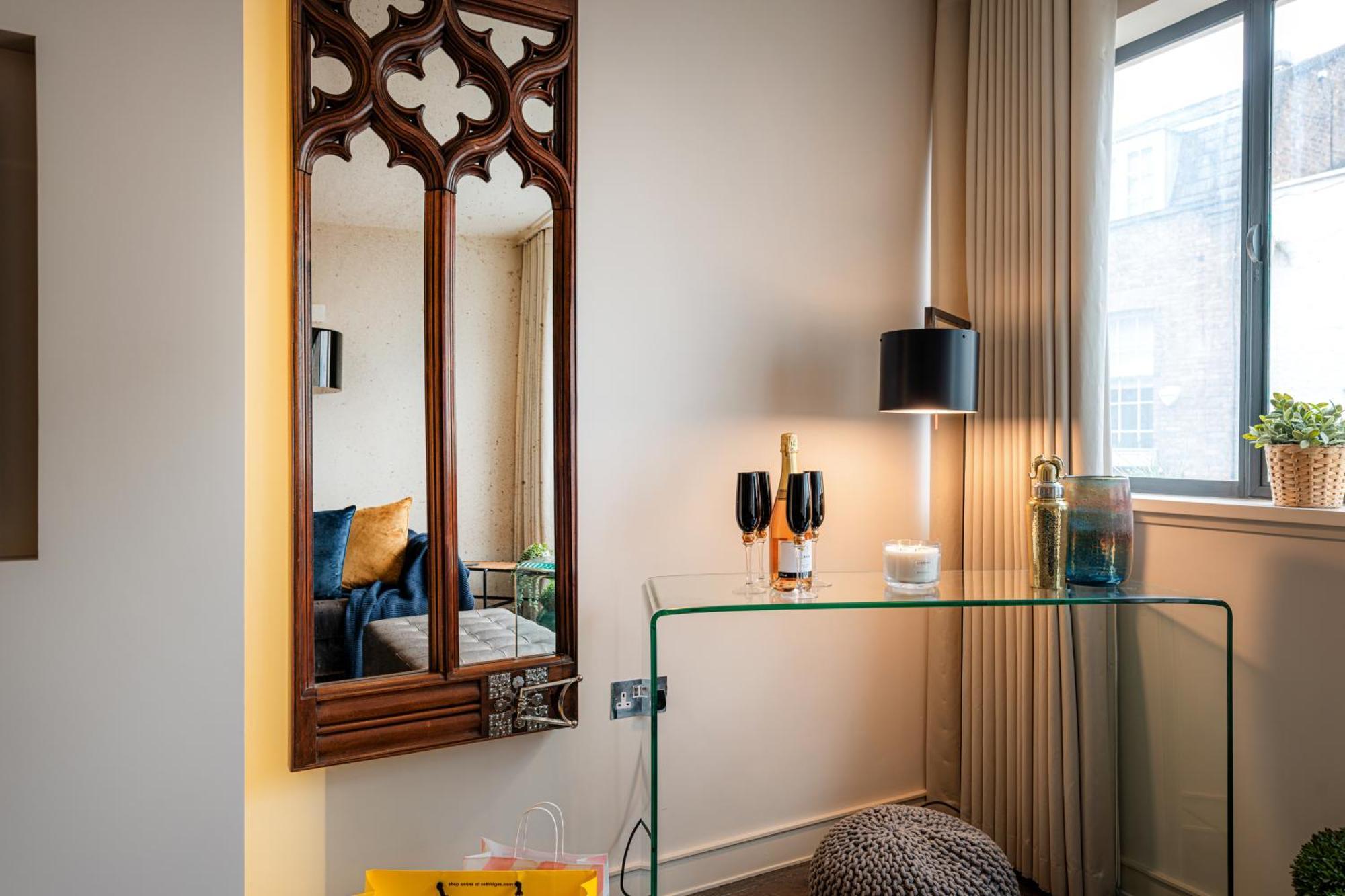 Luxury 3br In Belgravia, Near Victoria London