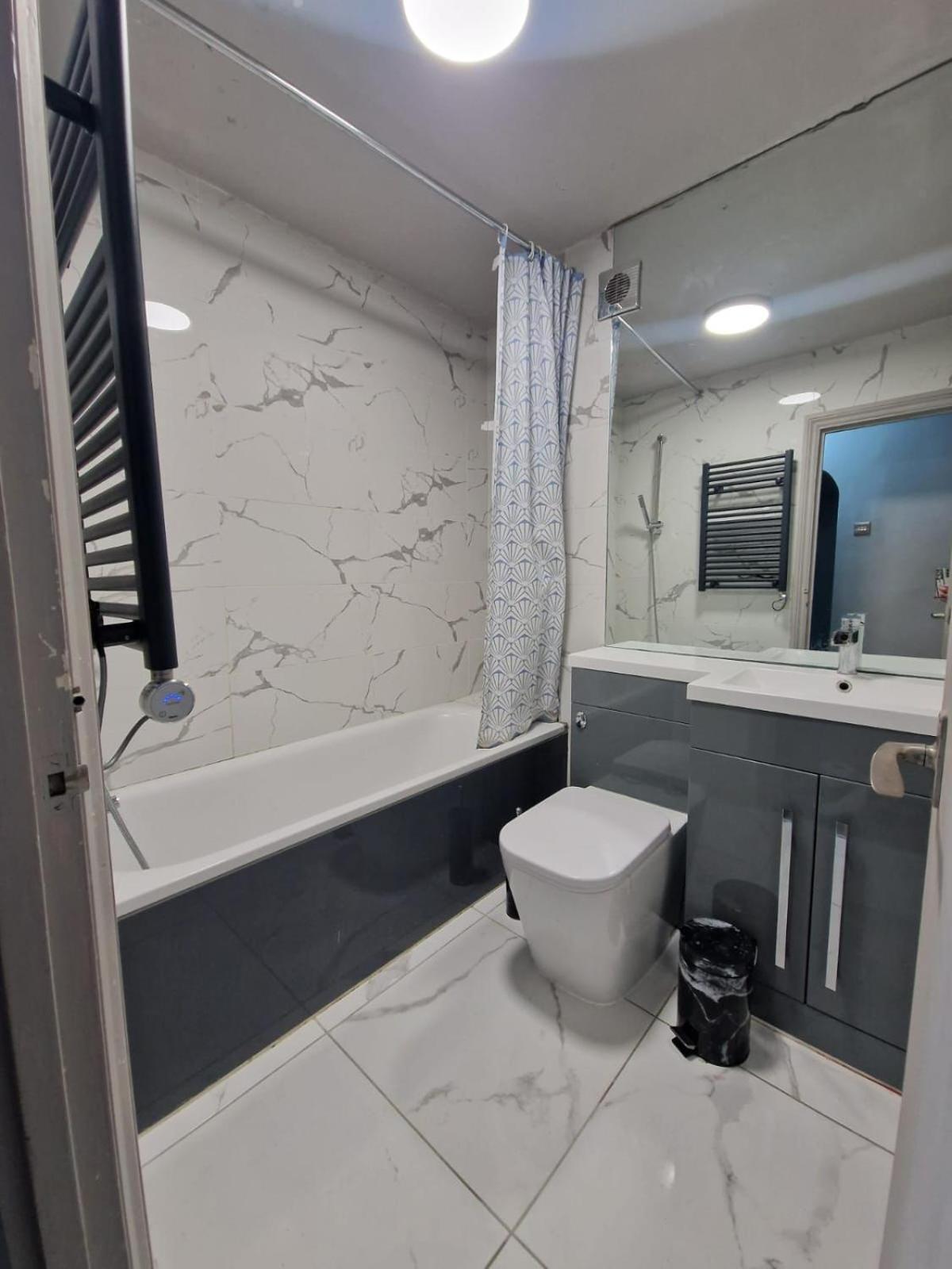 Baker Street Residences