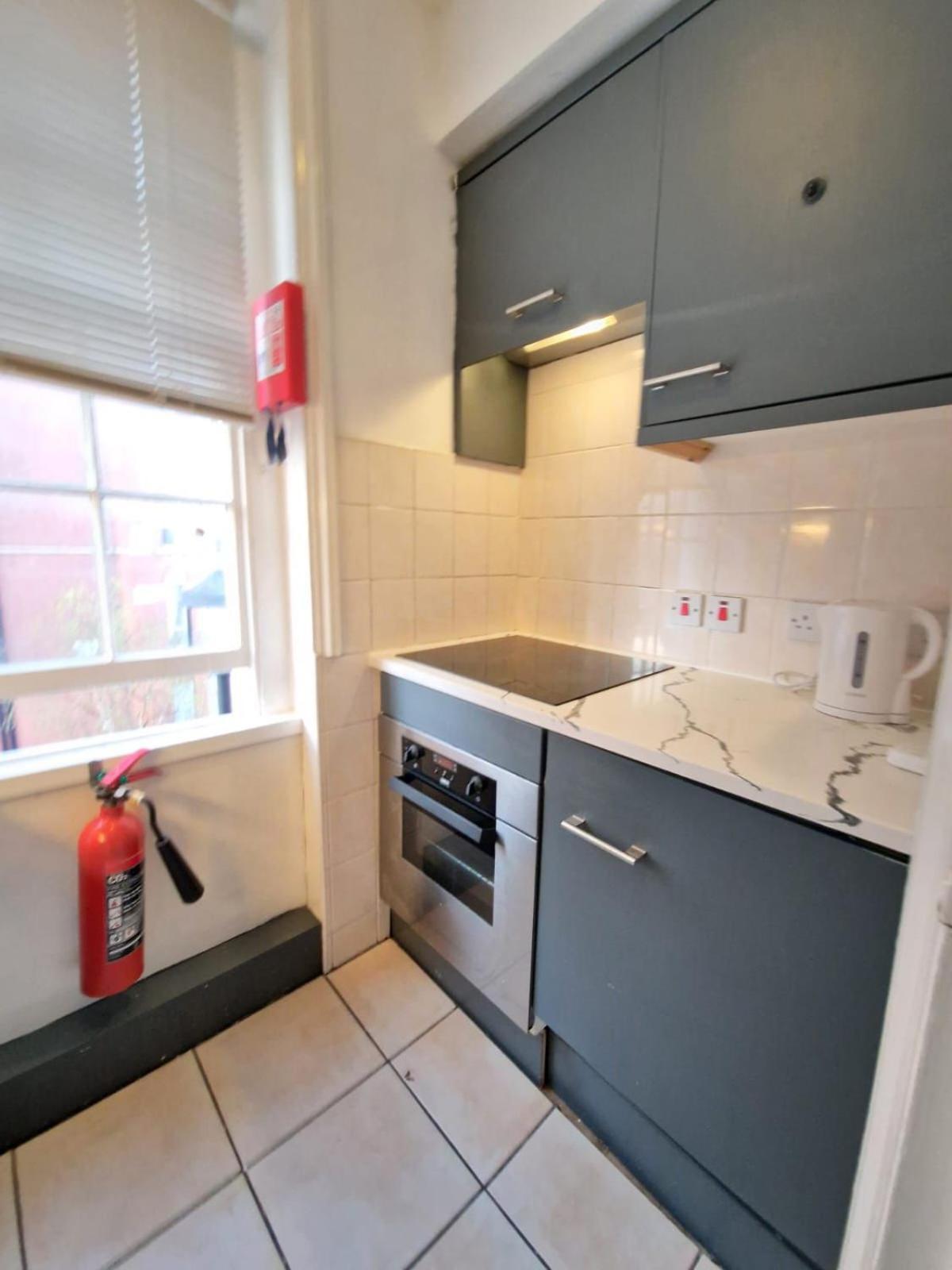 Apartment Baker Street Residences *