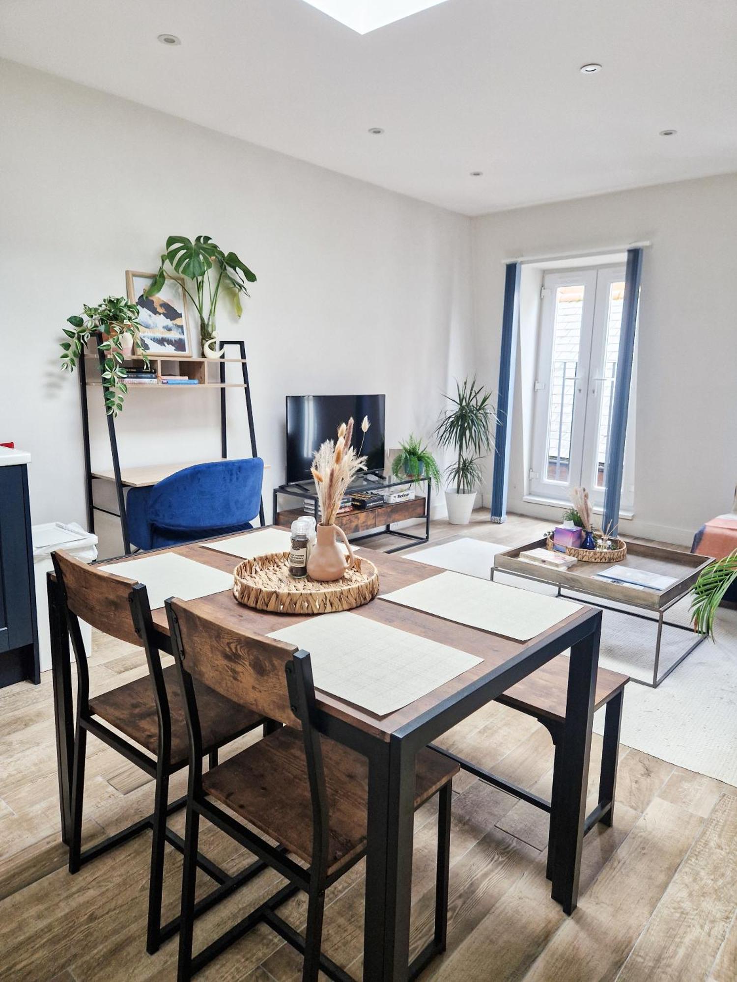 Appartement Bright 1-bed Flat Near Fulham Broadway Station With Free Wifi And Netflix Londen