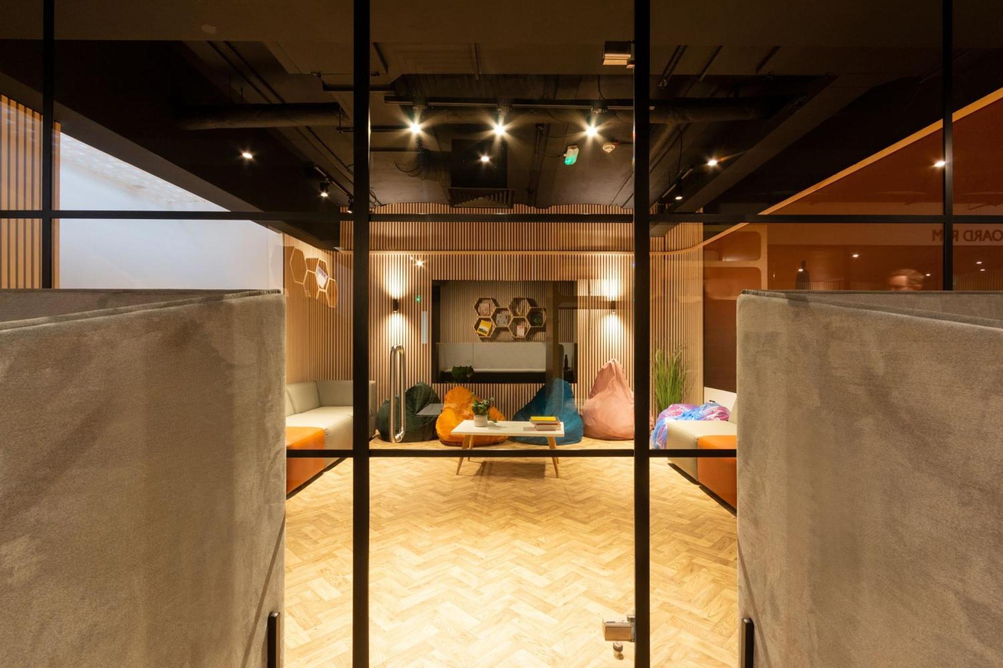 King's College - Great Dover Street *