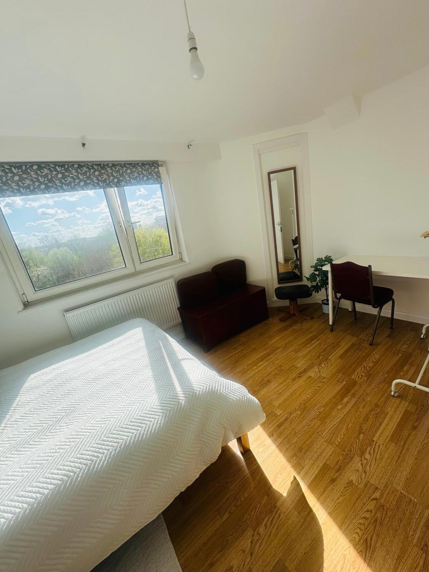 Barchester St Guest house