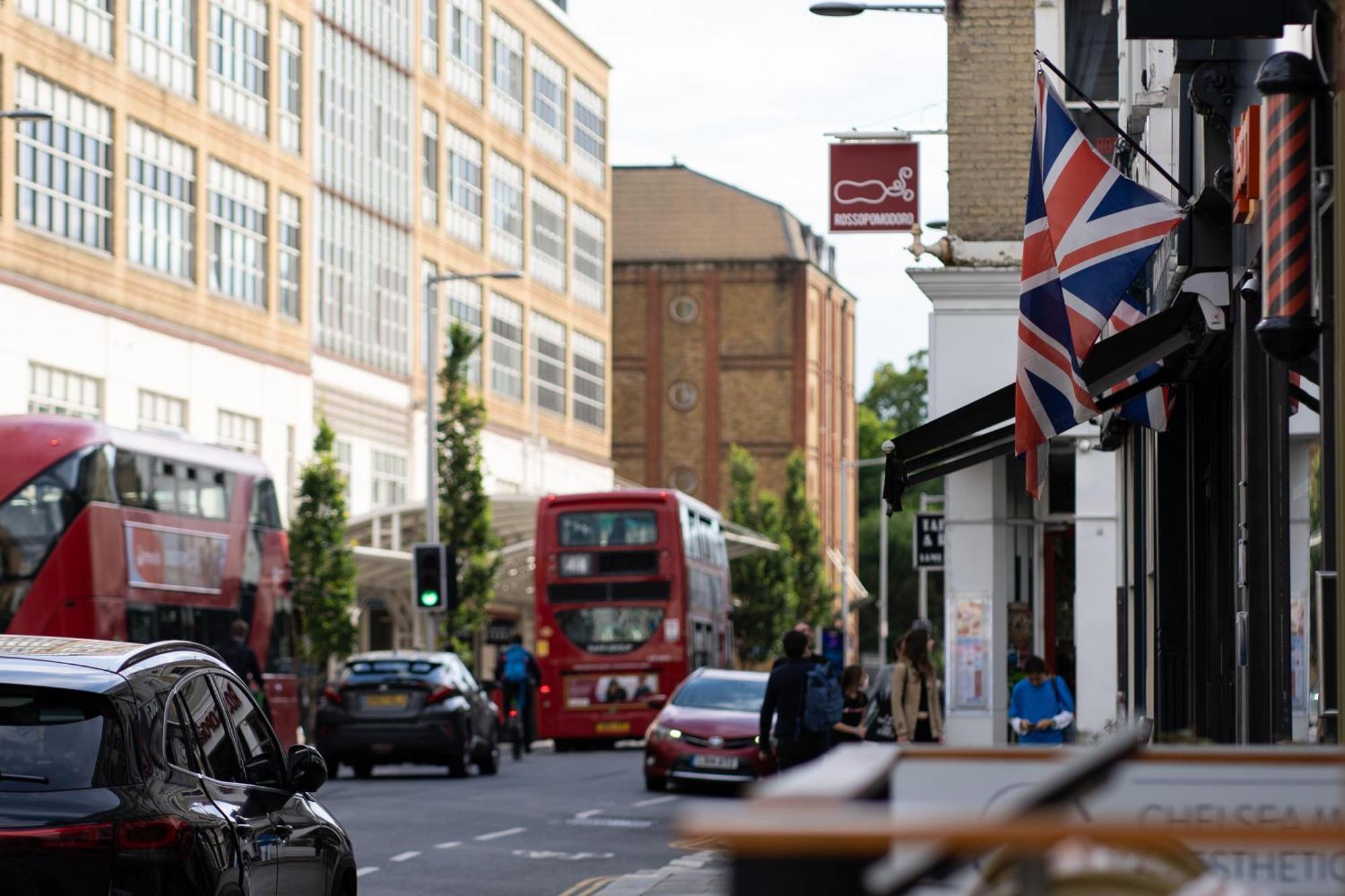Fulham Luxury Close To Underground Newly Refurbished Hr Londen