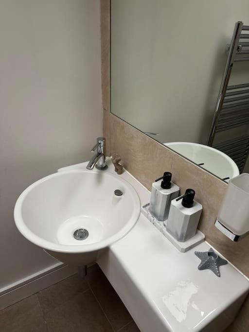 Putney , Modern-flawless ! Apartment London