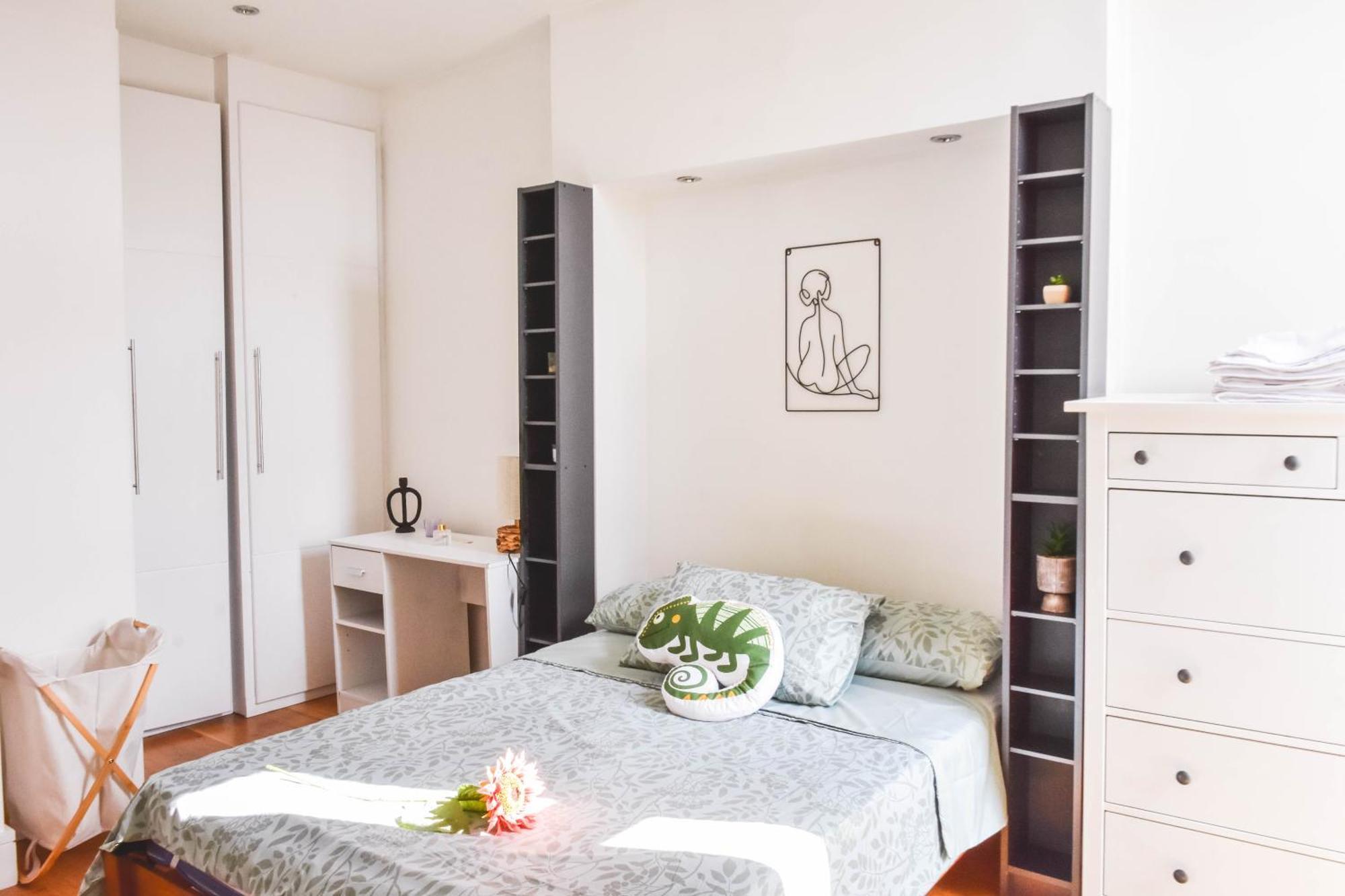 Putney , Modern-flawless ! *
