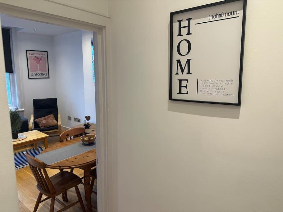 Putney , Modern-flawless ! * London