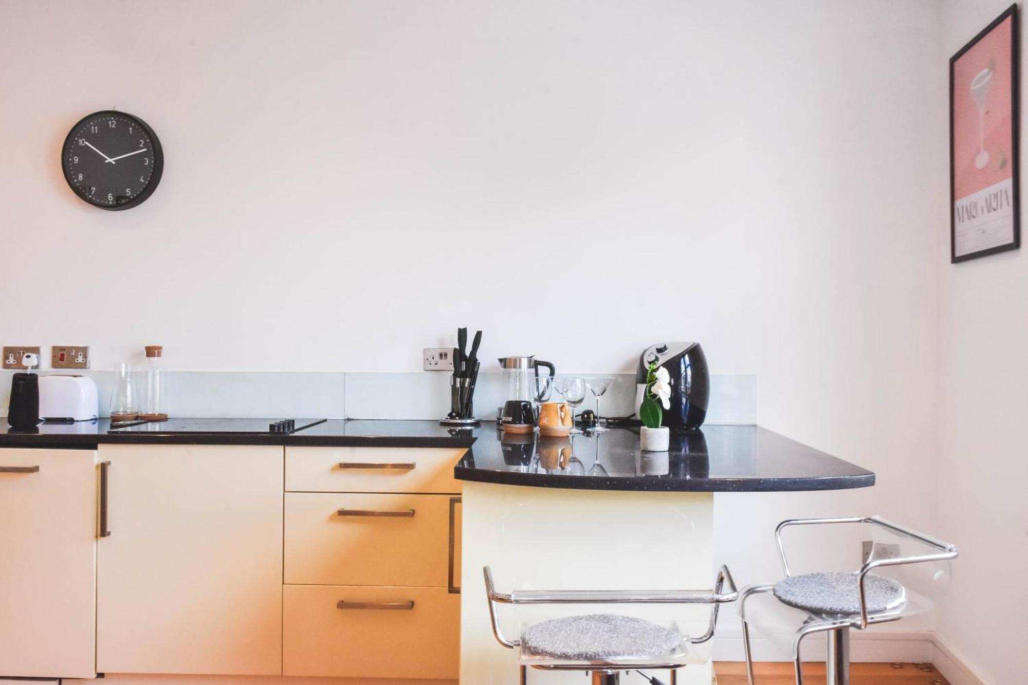 Putney , Modern-flawless ! * London