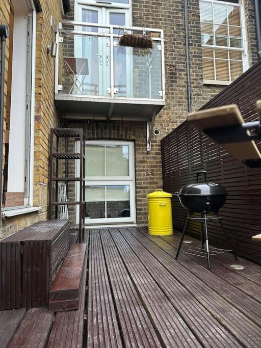 Apartment Putney , Modern-flawless ! *