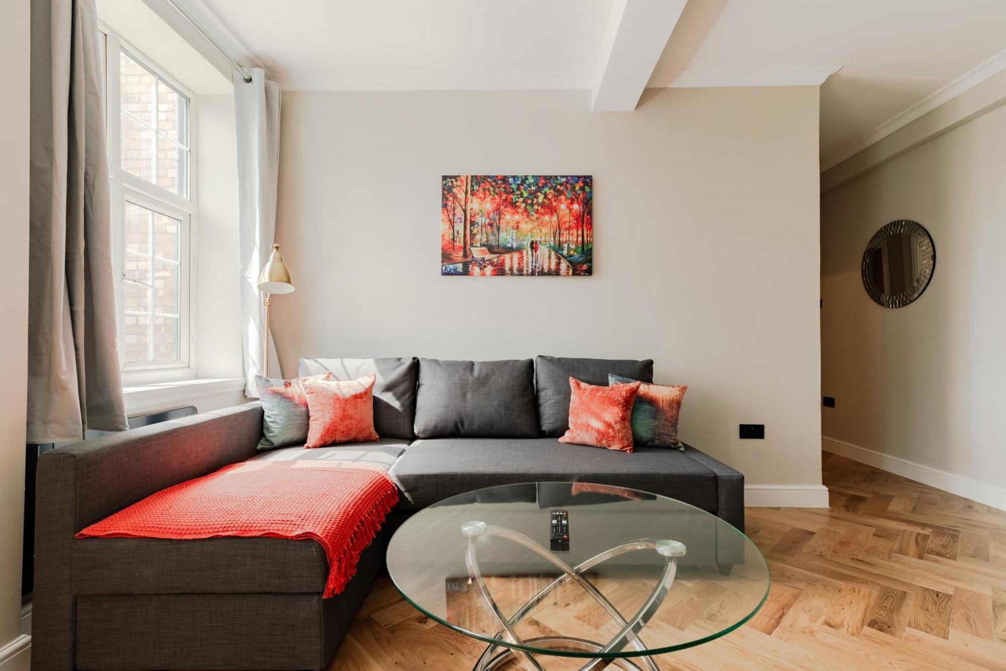 Bright Near Marble Arch And Hyde Park * Londen