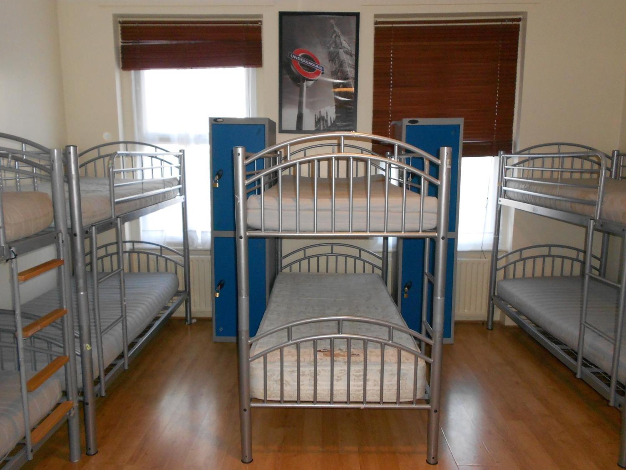24/7 Hostal Londres