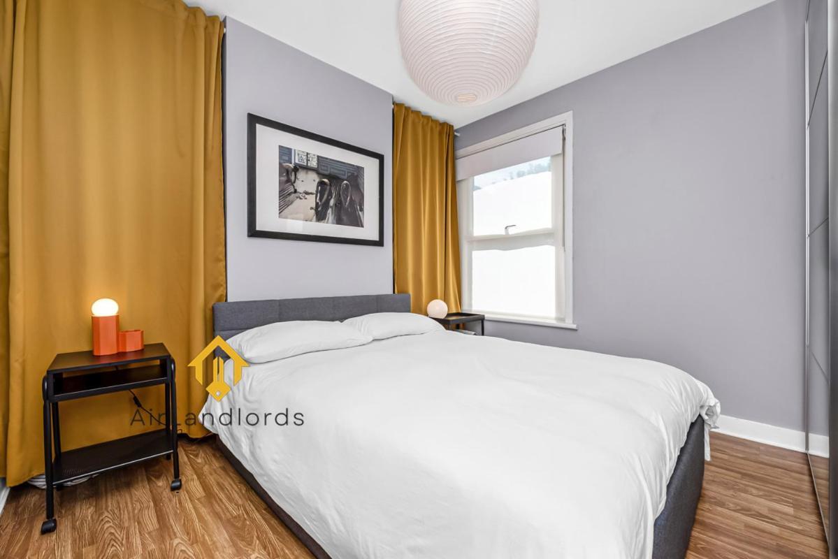 Appartement Unique 2 Bedroom Flat In Heart Of Walthamstow Londen