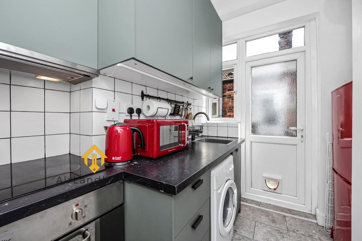 Appartement Unique 2 Bedroom Flat In Heart Of Walthamstow *