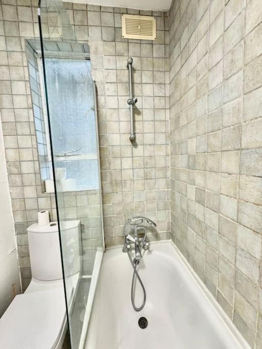 Lovely Fulham 2 Bed Apartment