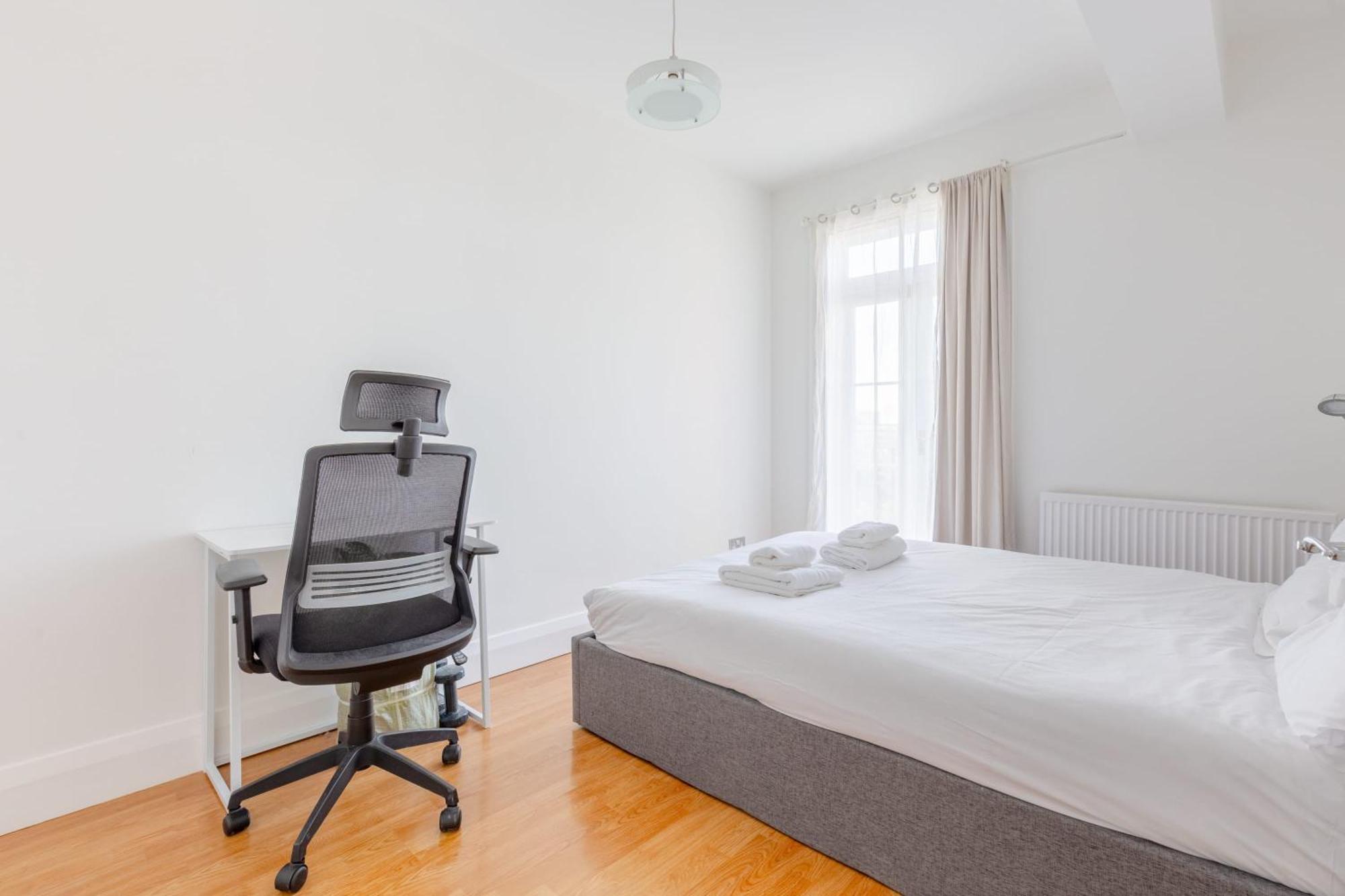 Modern 2bd Flat 5 Mins From Regent's Park Apartment