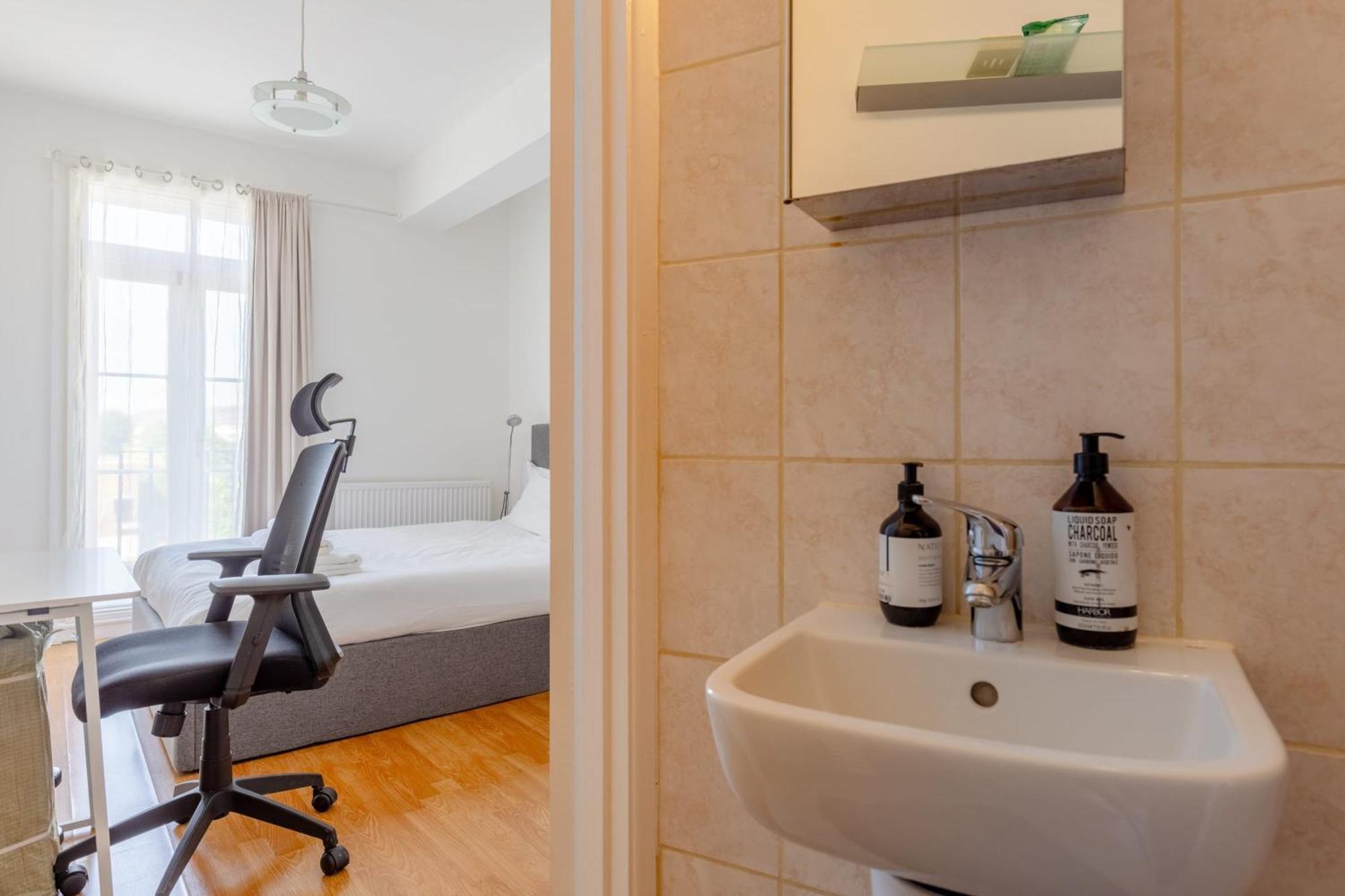 Modern 2bd Flat 5 Mins From Regent's Park London