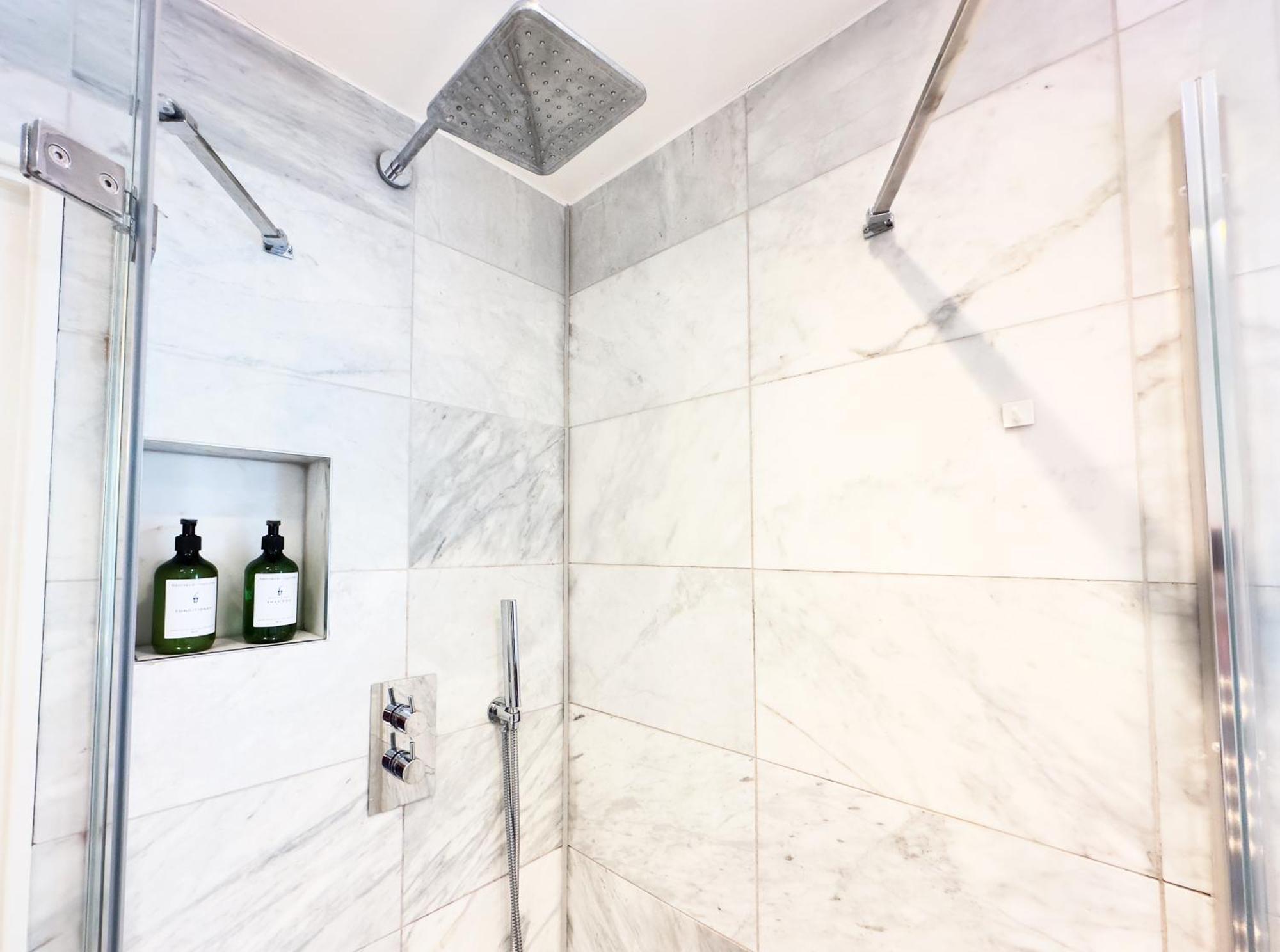 Boutique Style With Kitchen, Huge Shower, King Bed Apartamento *