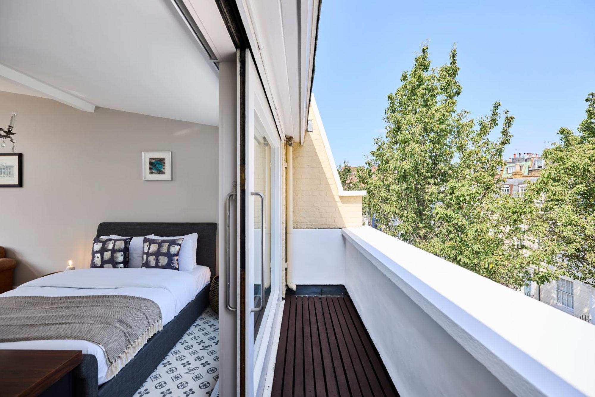 The Chelsea Retreat - Outstanding 5bdr House With Garden Apartment *