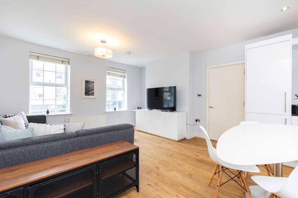 Luxury Camden Apartment