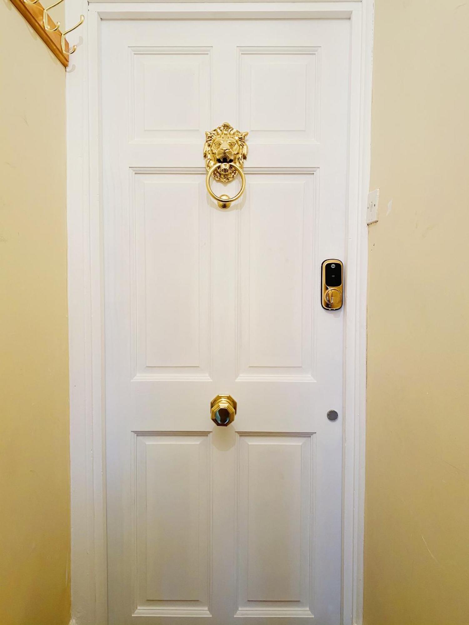 Boutique Style With Kitchen, Huge Shower, King Bed Apartamento Londres