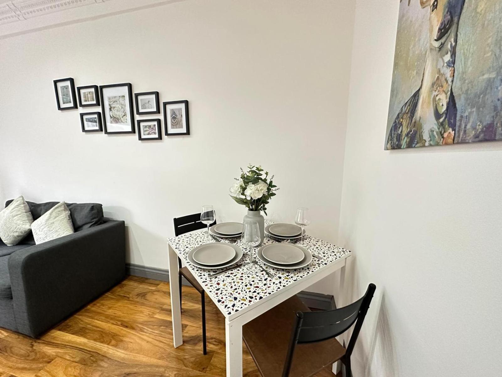 Apartment Stylish 1 Bedroom & Livingroom In Central London