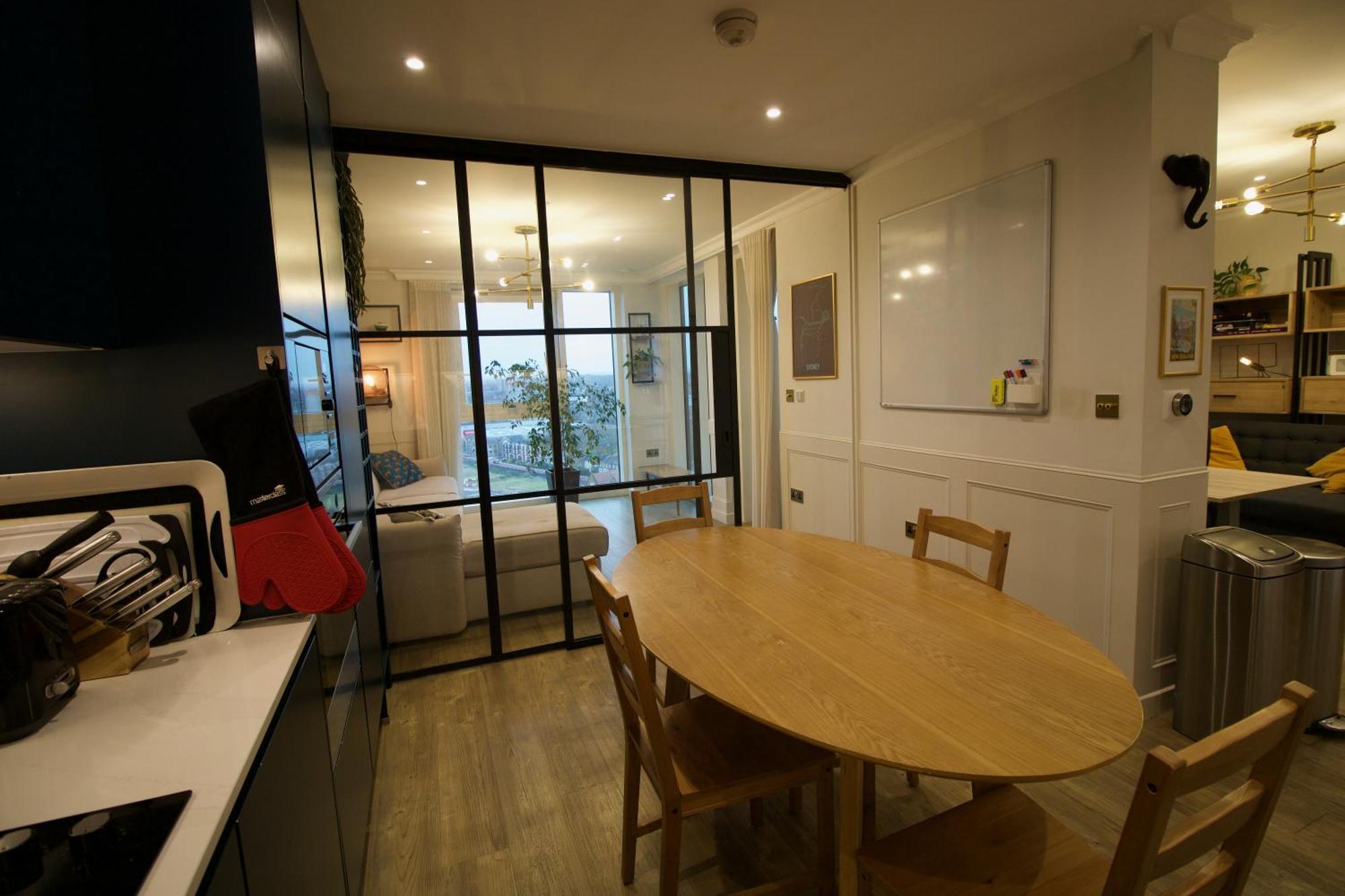 Apartment Luxury Surrey Quays