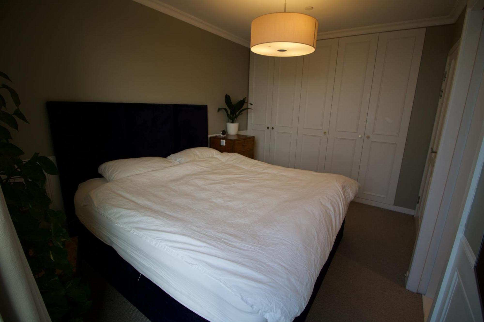 Luxury Surrey Quays Apartment London