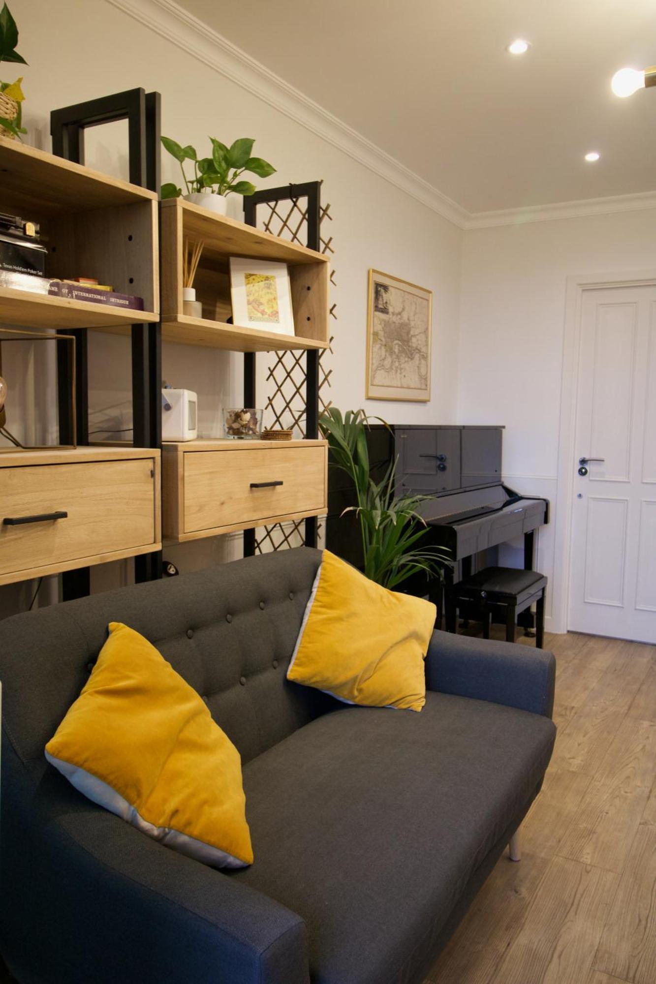 Luxury Surrey Quays