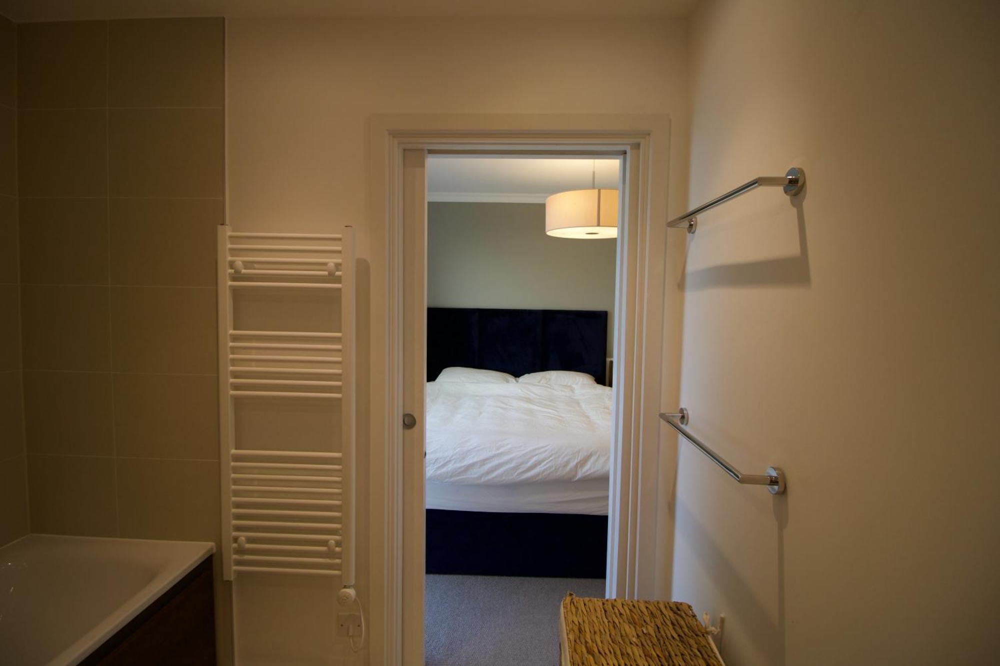 Apartment Luxury Surrey Quays *