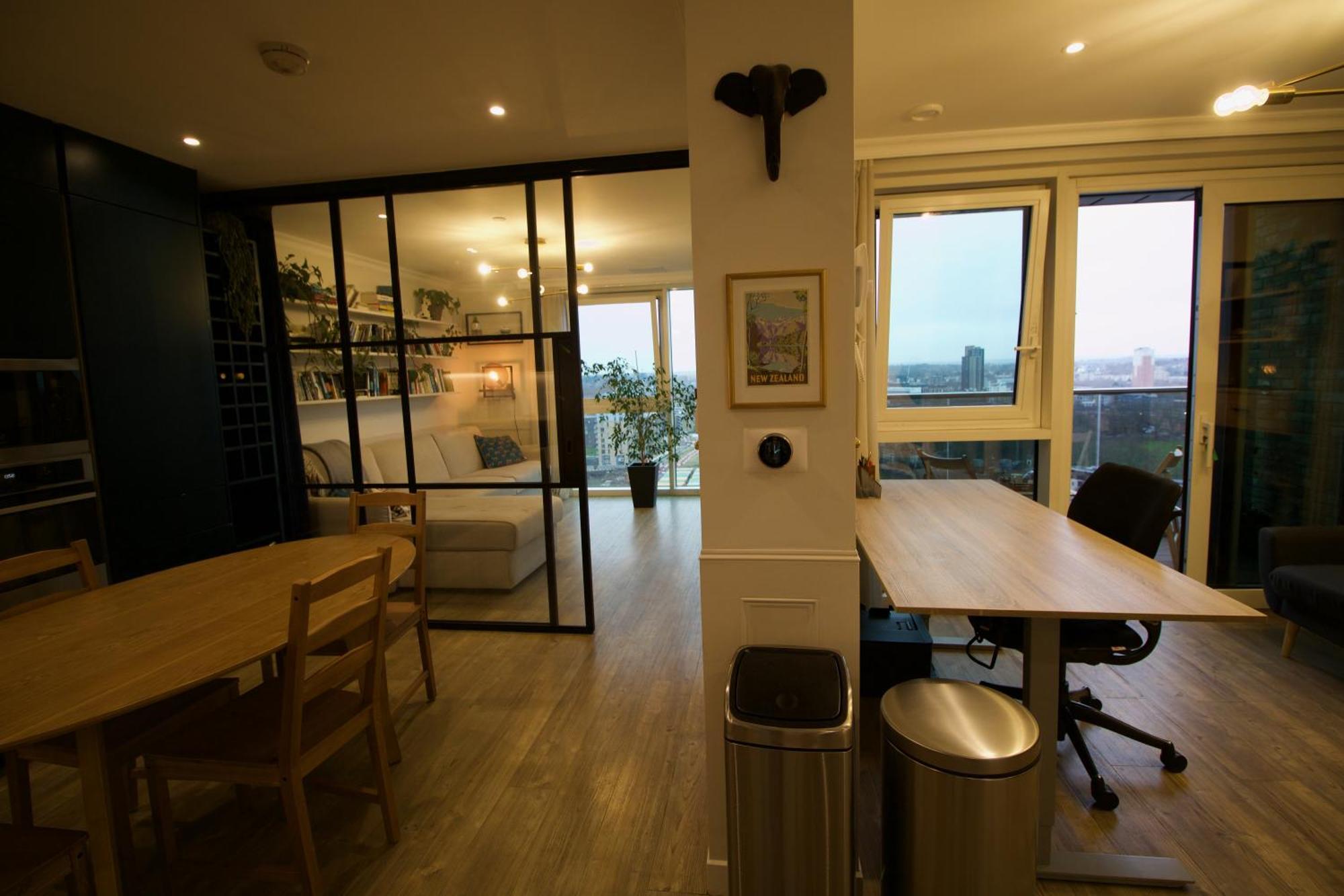 Apartment Luxury Surrey Quays *