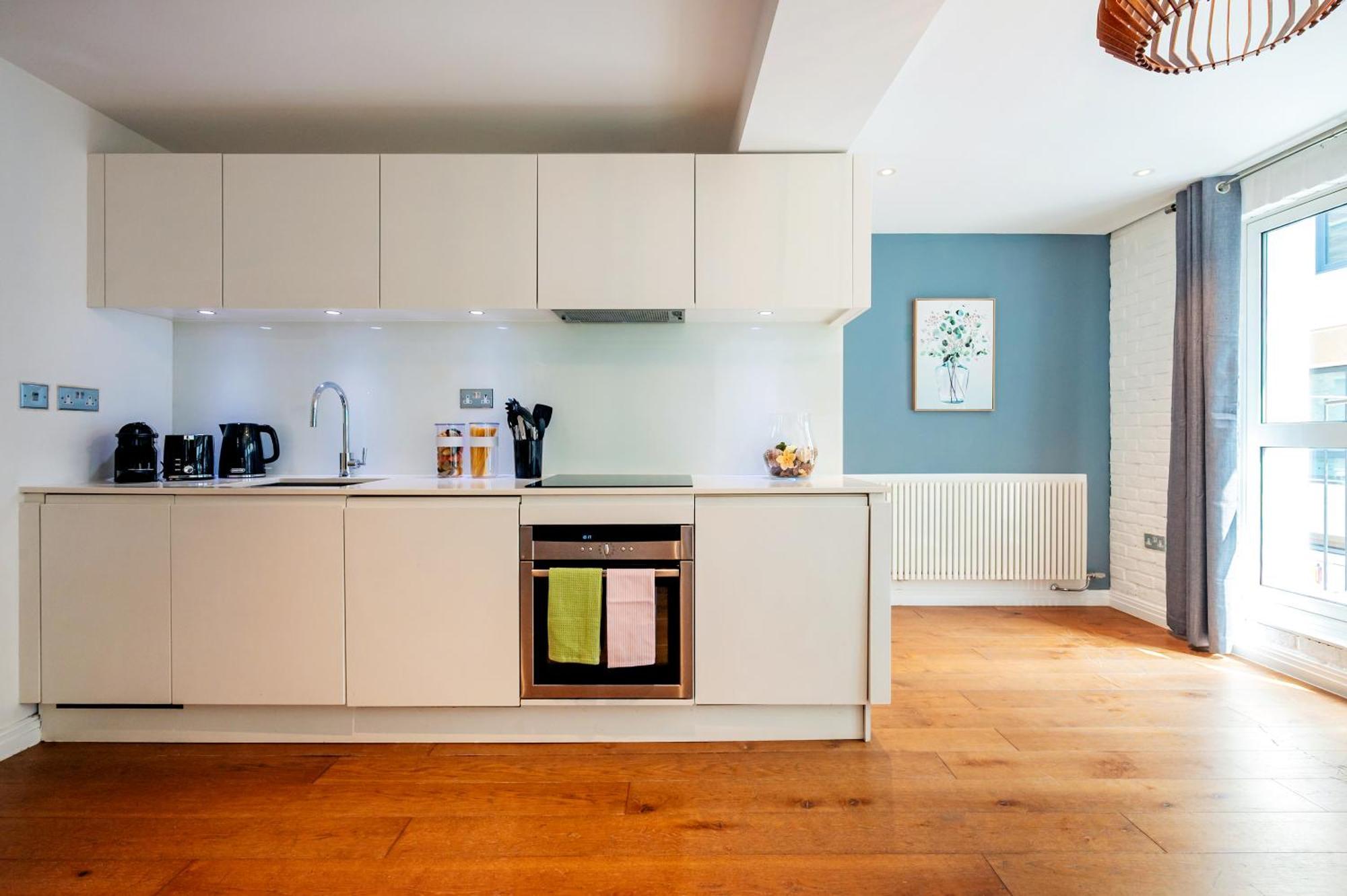 Welcome - The Piazza Apartment