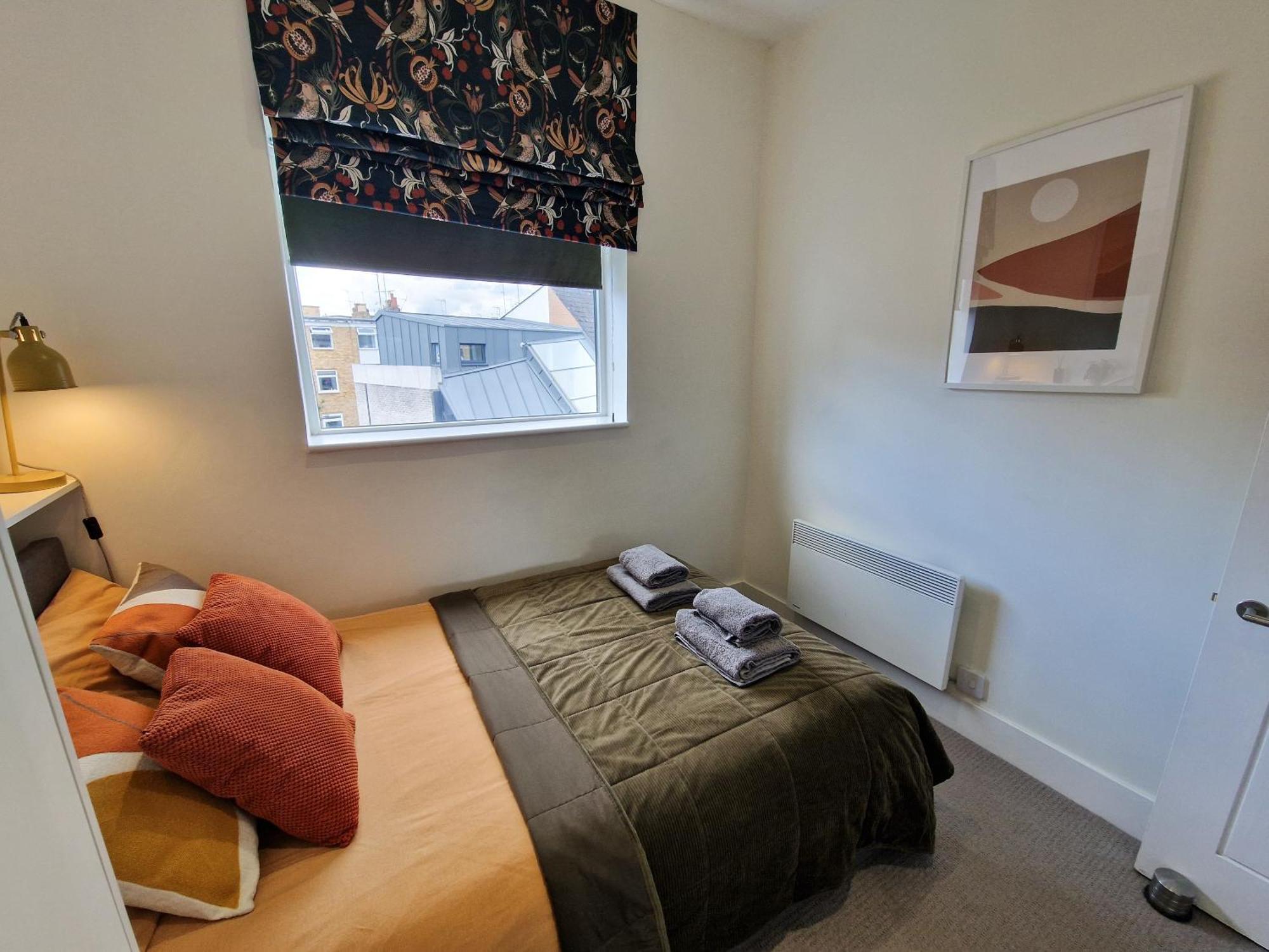 1-bed Apartment, Close To Kensington Olympia With Free Wi-fi & Netflix Apartamento *