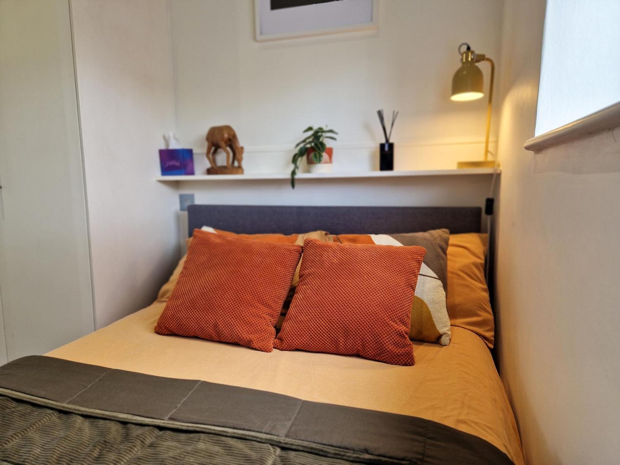 1-bed Apartment, Close To Kensington Olympia With Free Wi-fi & Netflix Apartamento