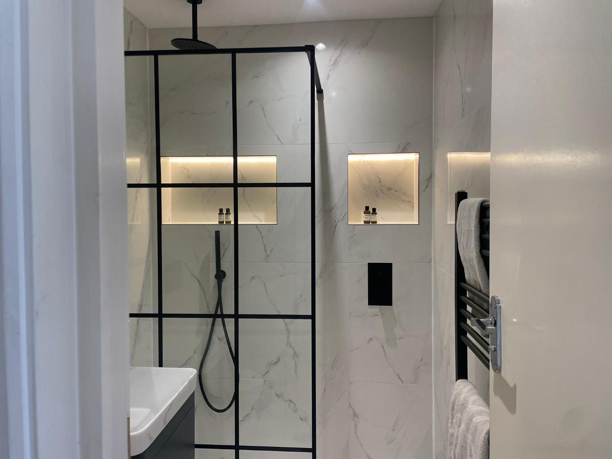 Fabulous In The Heart Of Kensington Apartment *