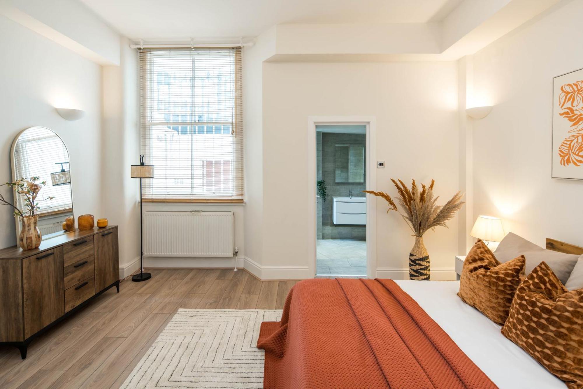 Gloucester Rd-southkensington-hydepark-harrods-g13 *