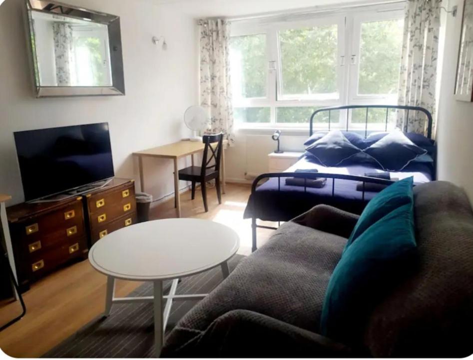 Accommodatie bij particulieren Spacious Double By Batteresa Park - Zone 1 Londen