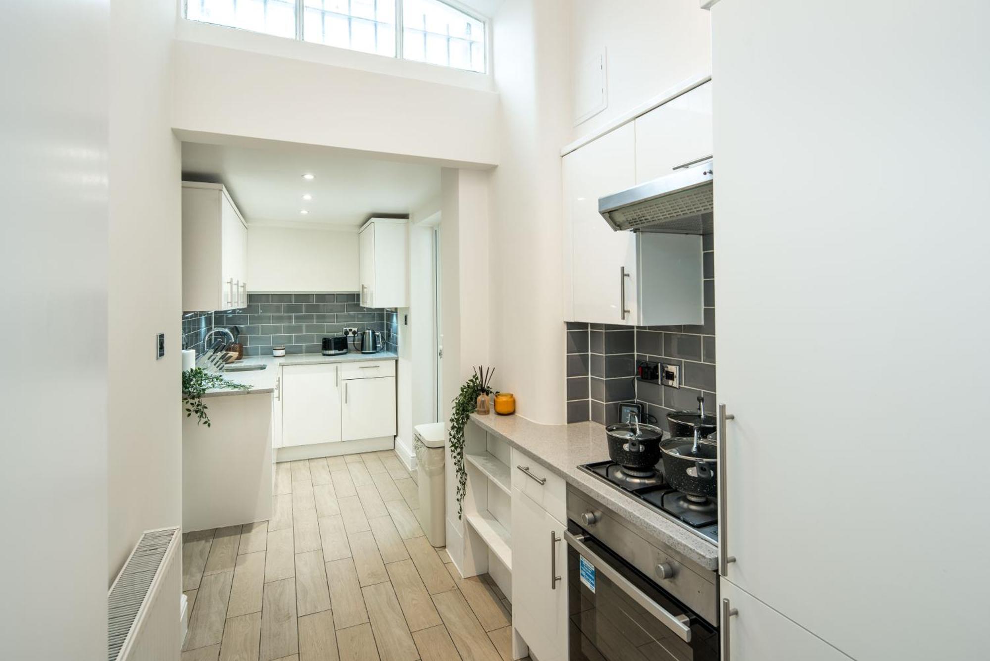 Gloucester Rd-southkensington-hydepark-harrods-g13 Apartment