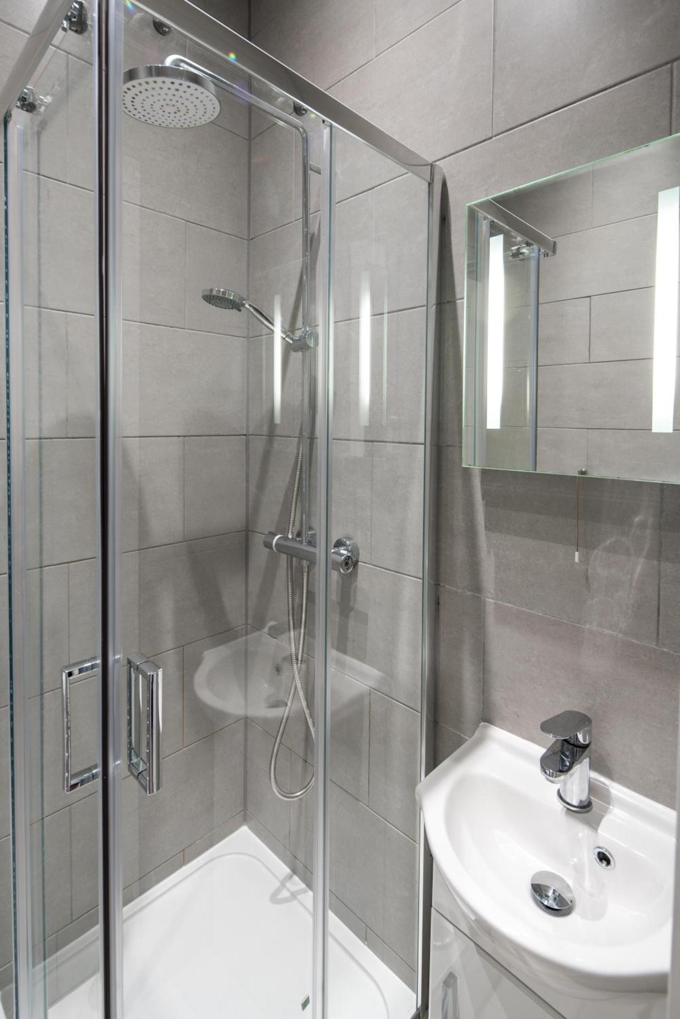 Apartment Gloucester Rd-southkensington-hydepark-harrods-g13 London