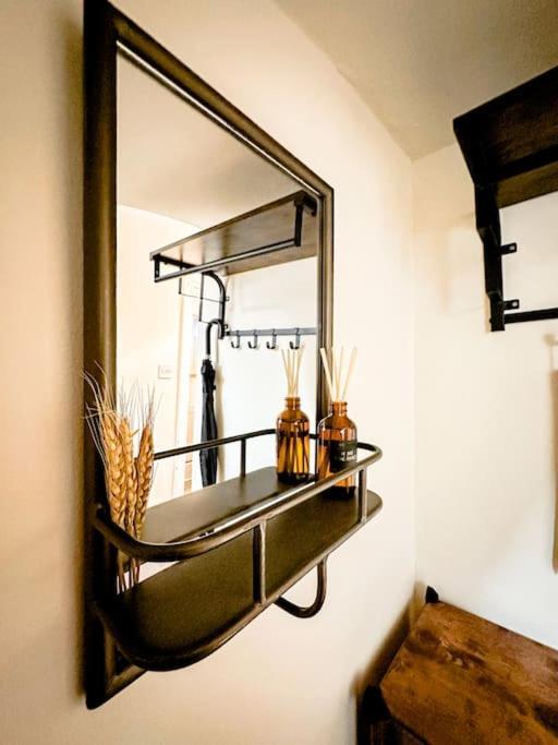 Oasis Split Level Flat In Zone 1 Apartment