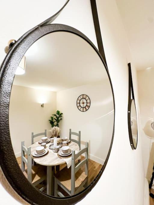 Apartment Oasis Split Level Flat In Zone 1 London