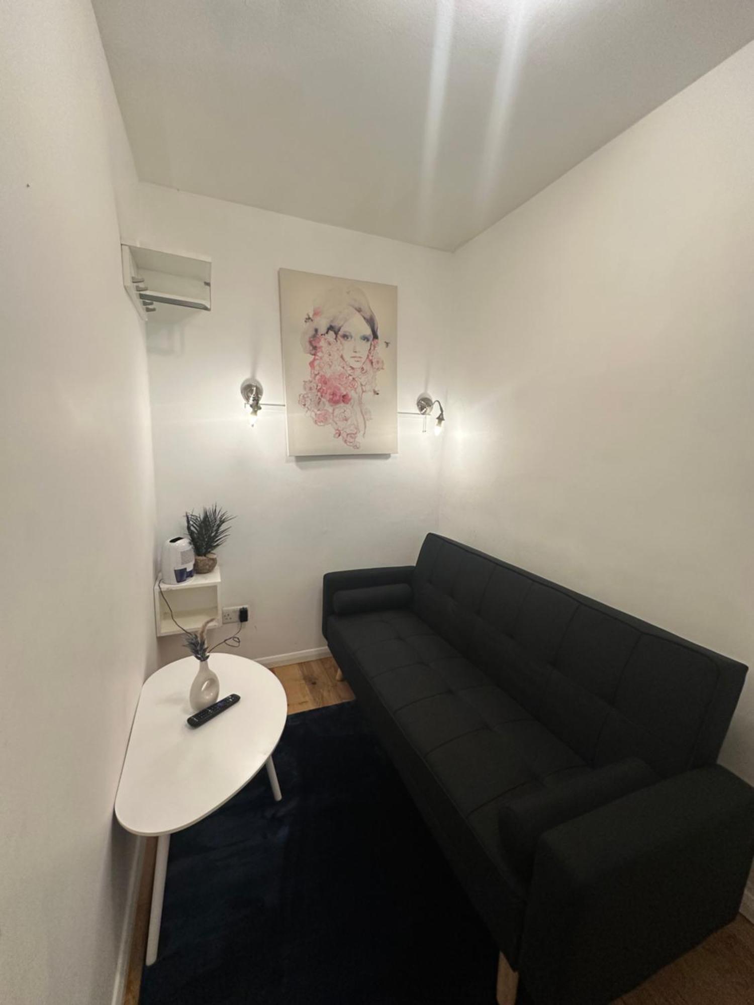 2 Bedroom Flat In Kingscross, St Pancras! 6 People * London